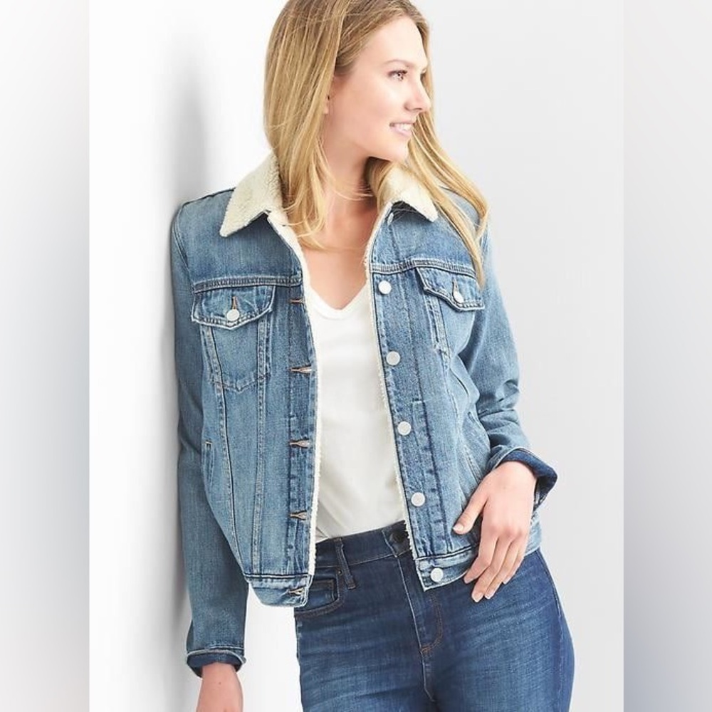 GAP 1969 Blue Denim Jacket w/ Sherpa Collar